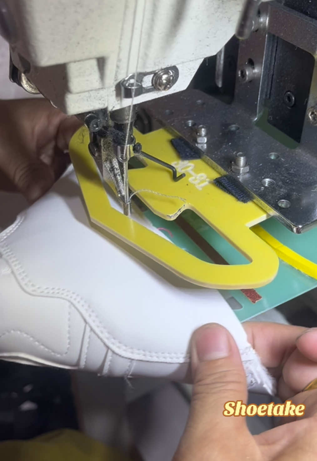 @SHOETAKE