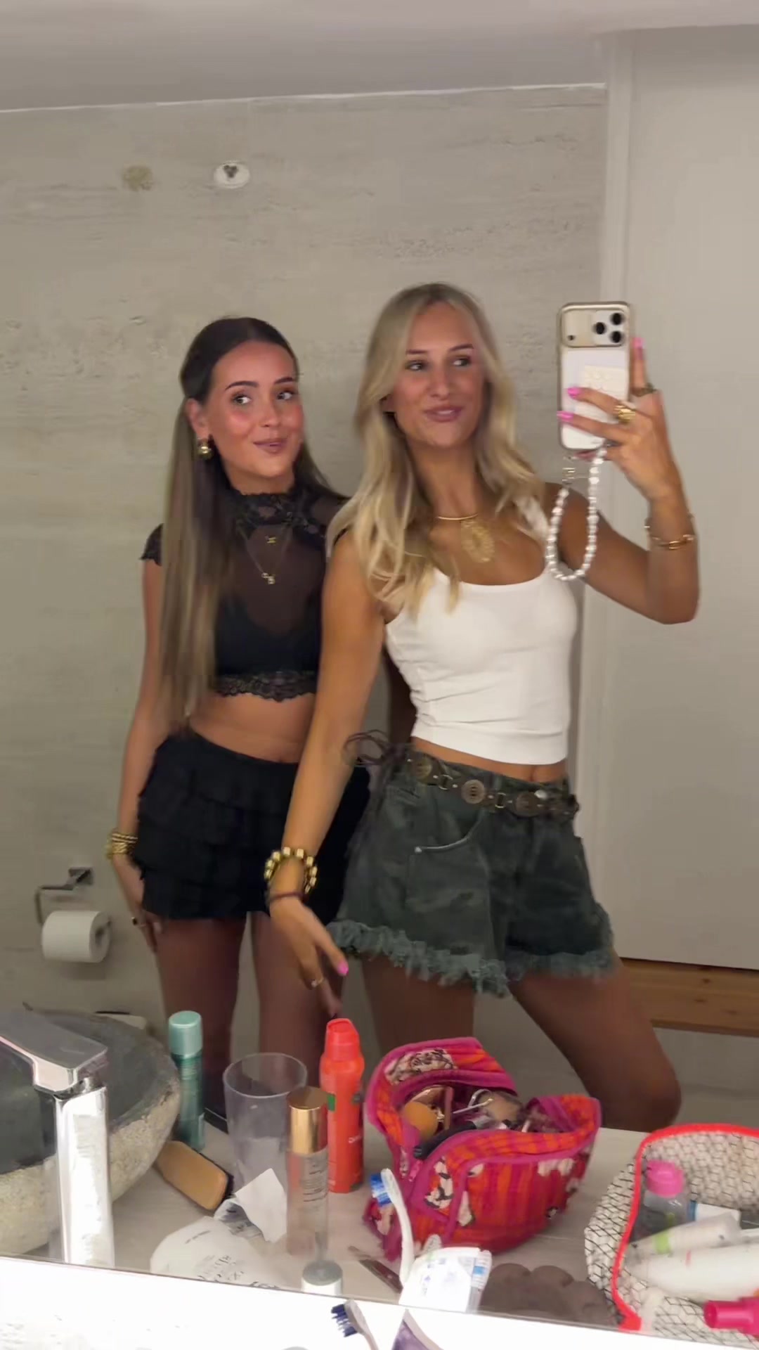 @Joybeekhuiss
