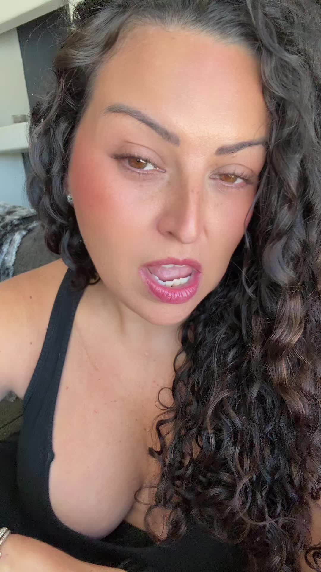 @Adriana