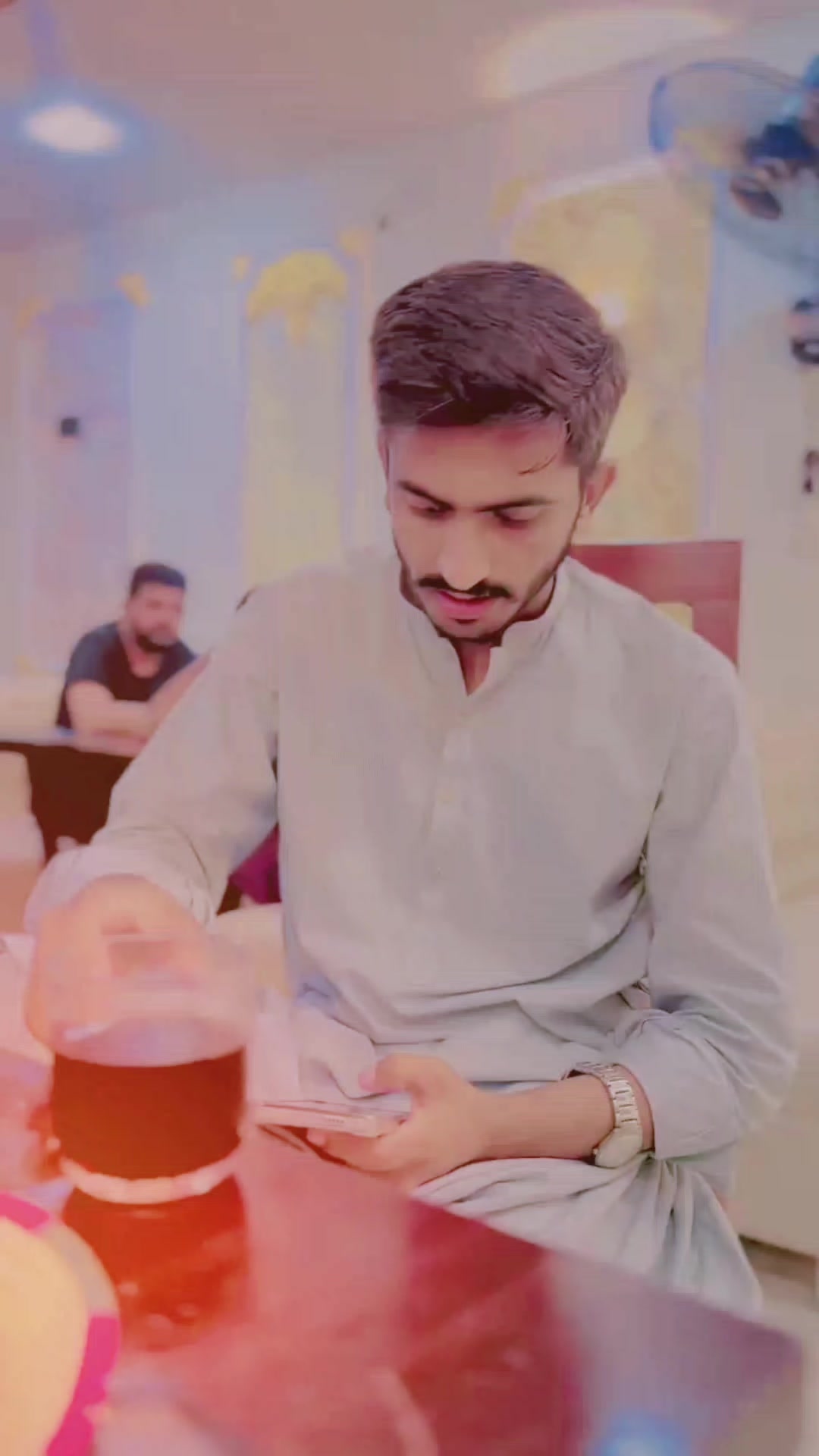 @✨👻ZEESHAN🖇️👑✨