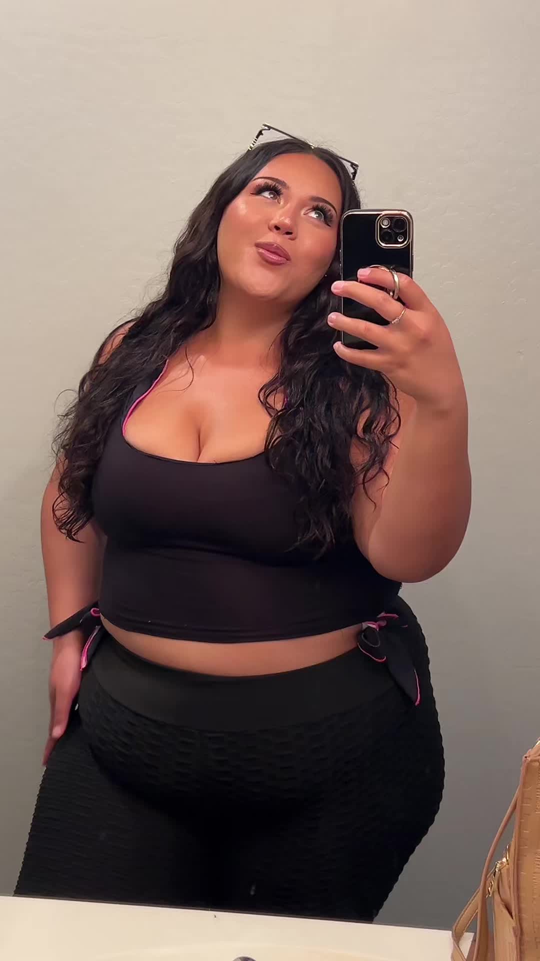 @jewlieah