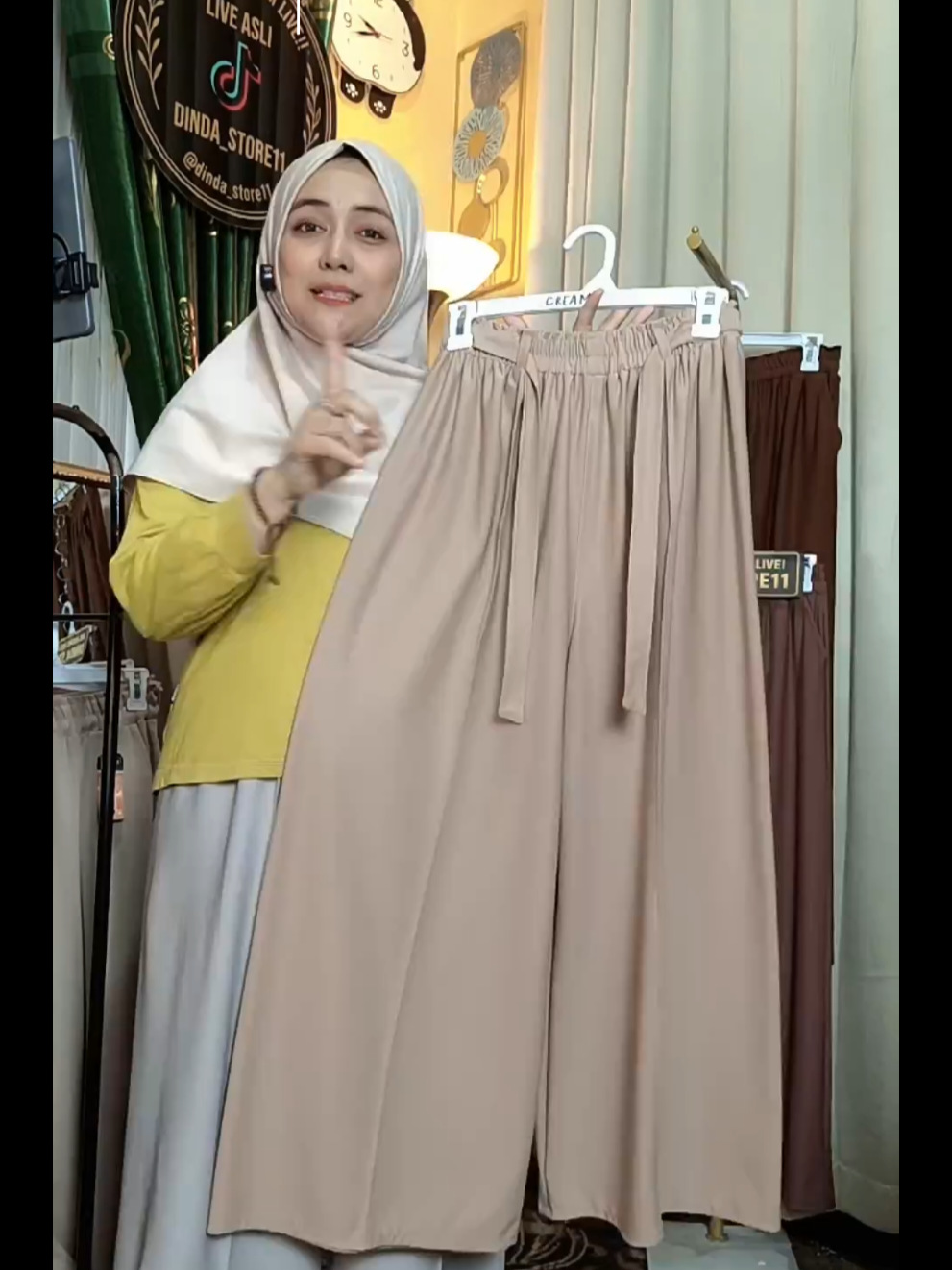 @Dinda_Store11
