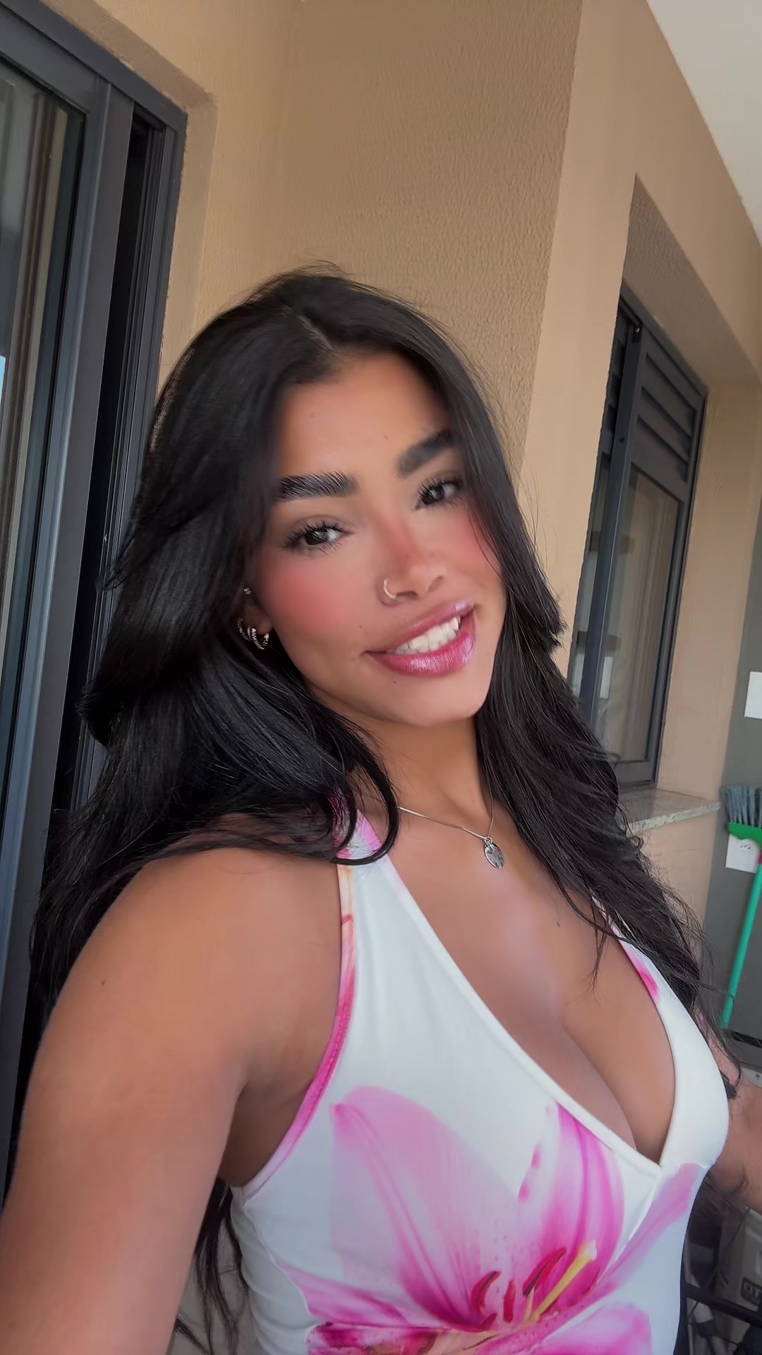 @Emiireis