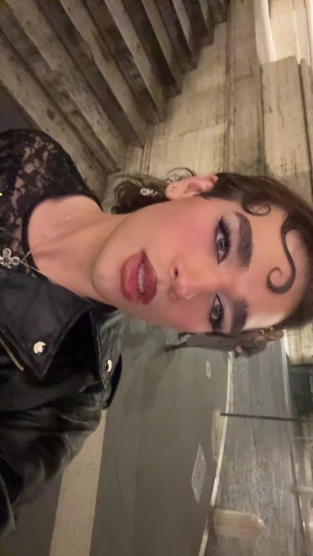 @ash