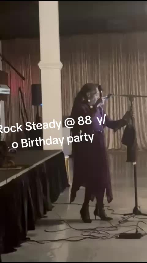 @herricane_elaine