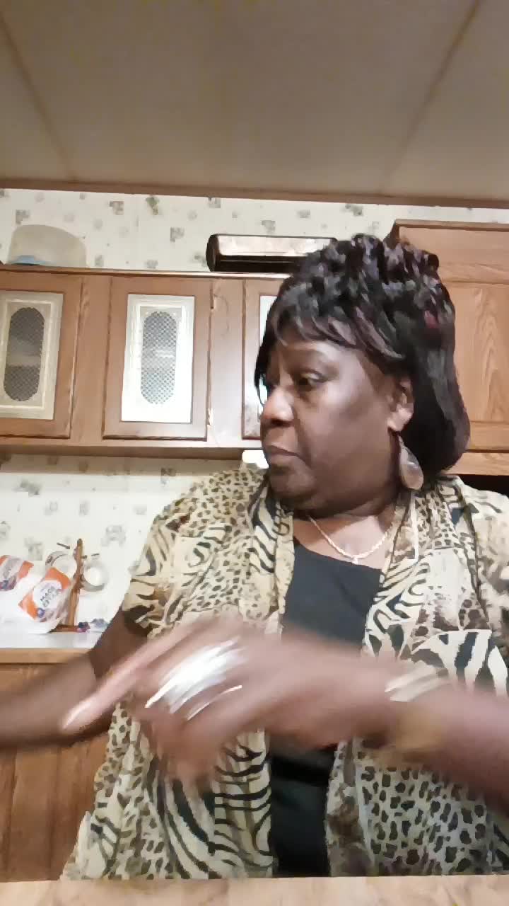 @auntee_carol4life