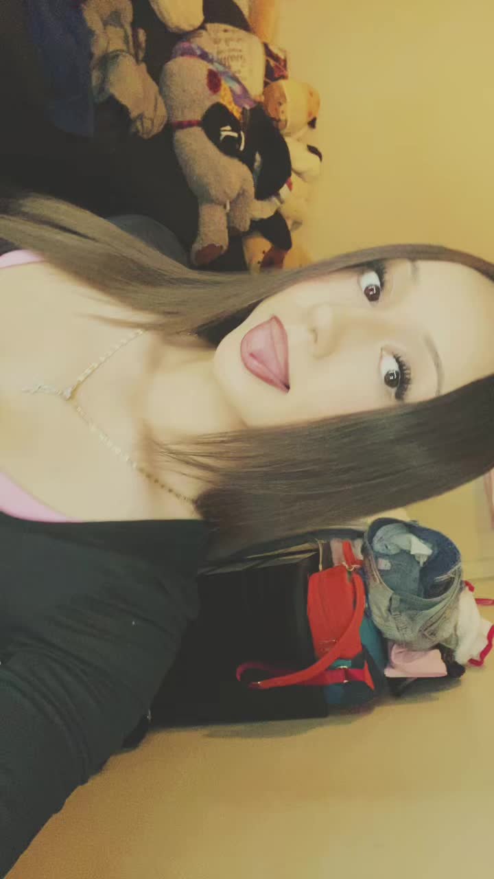 @Alyssa ๐