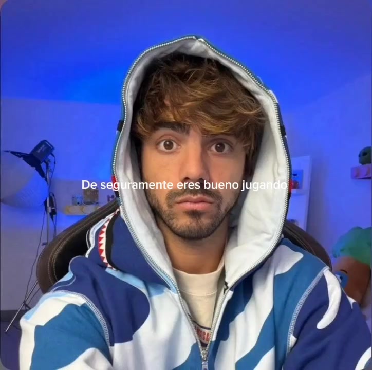 @SANTY 🩵