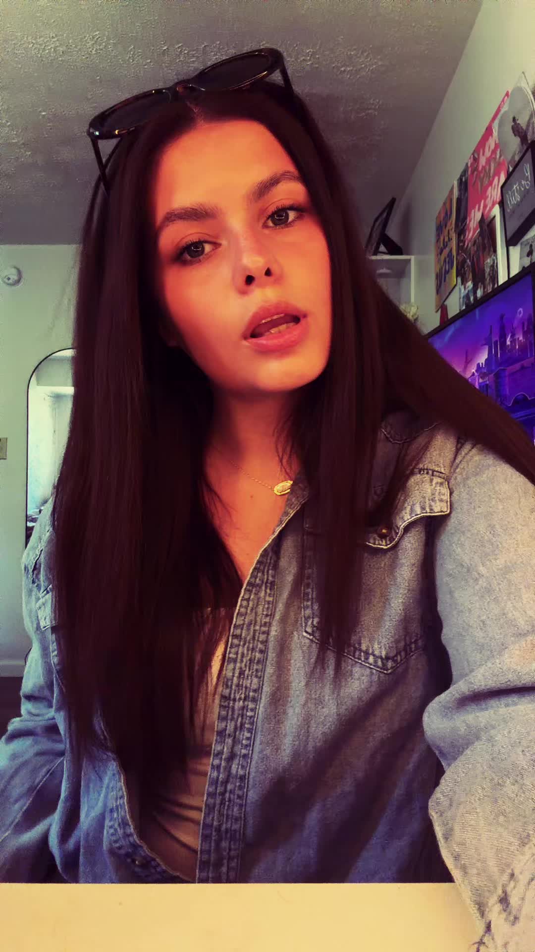 @Alli ๐