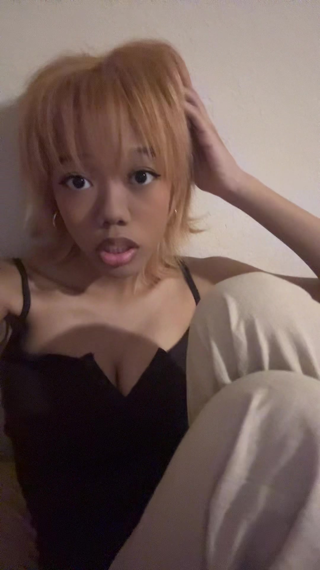 @️