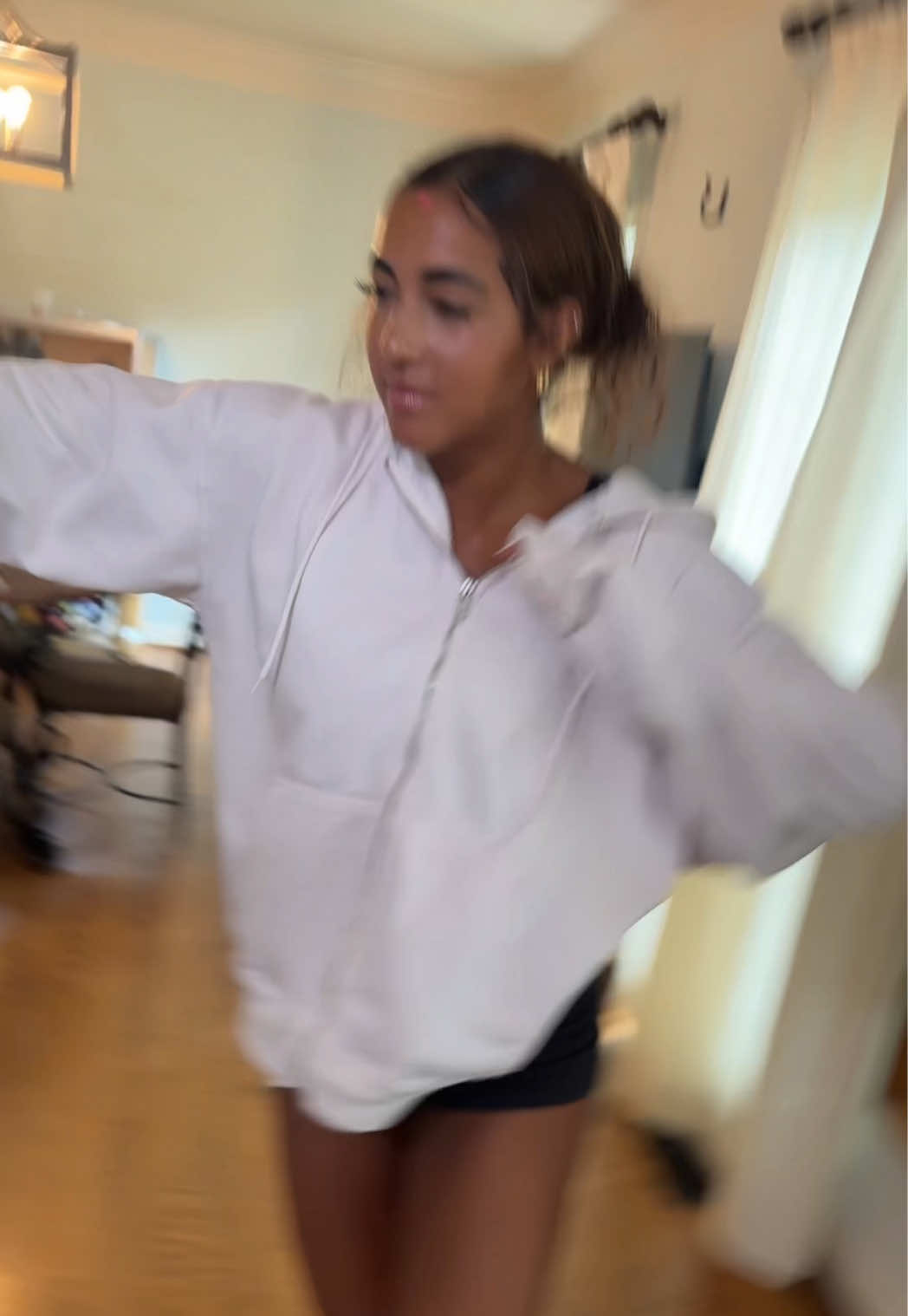 @giannaabullock