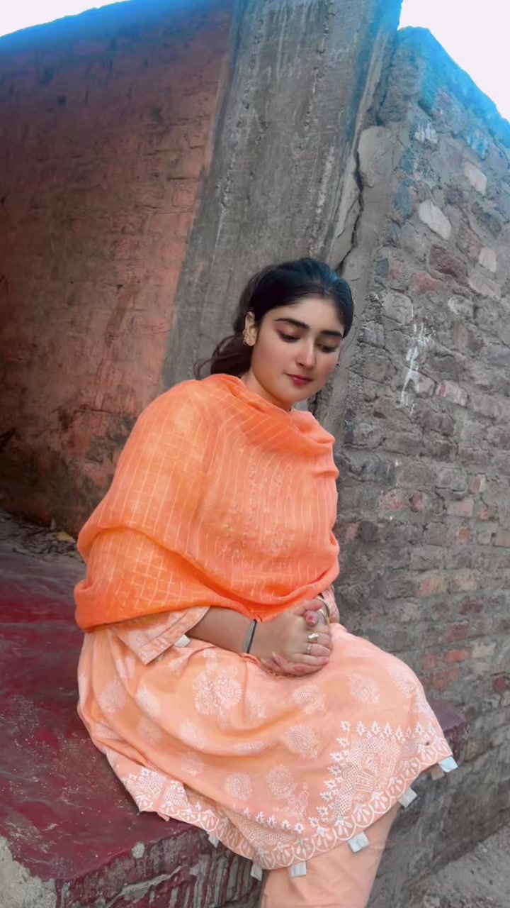 @Singer Parveen bahar