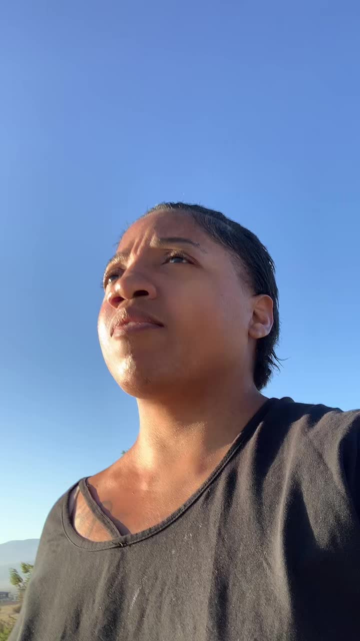 @mommyQalyn