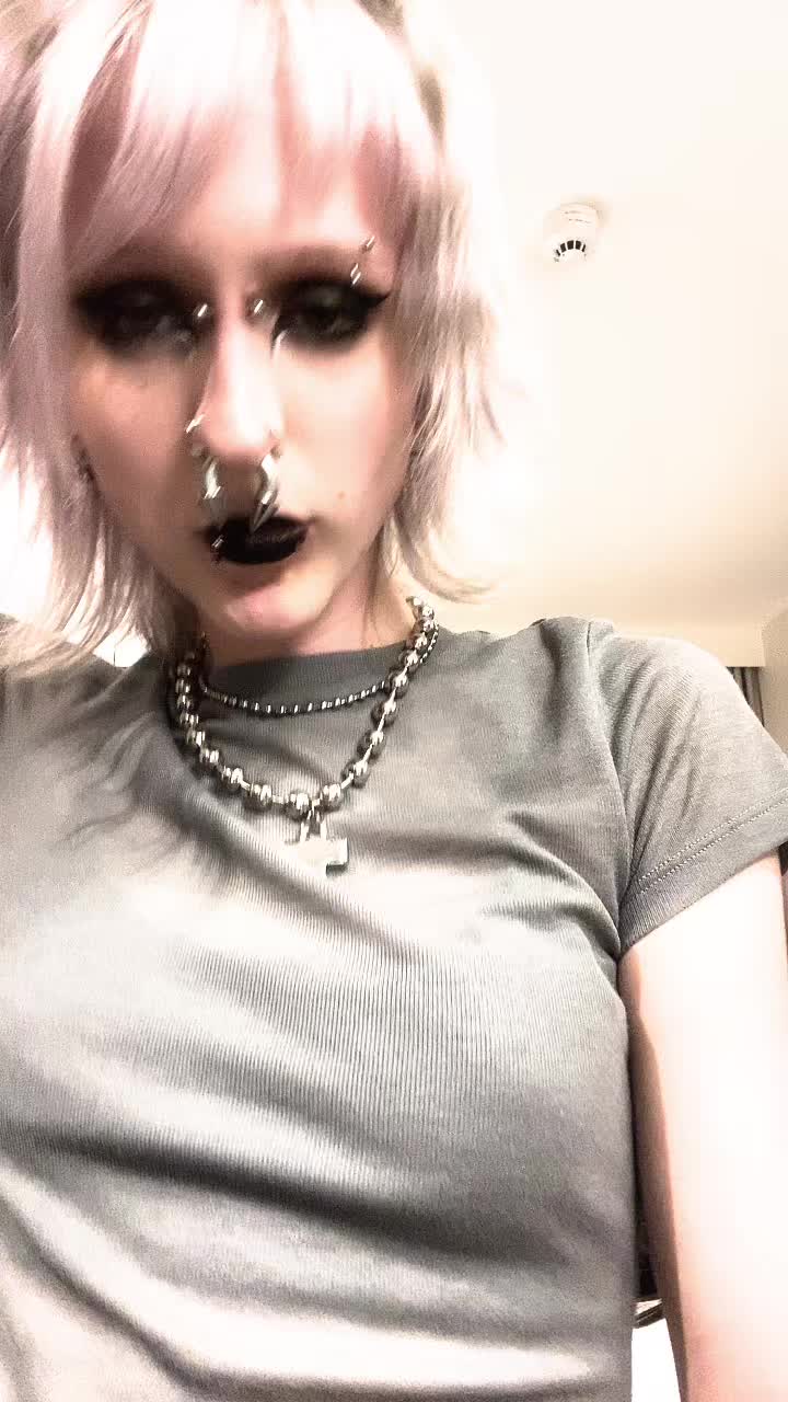 @twiggzy🐛