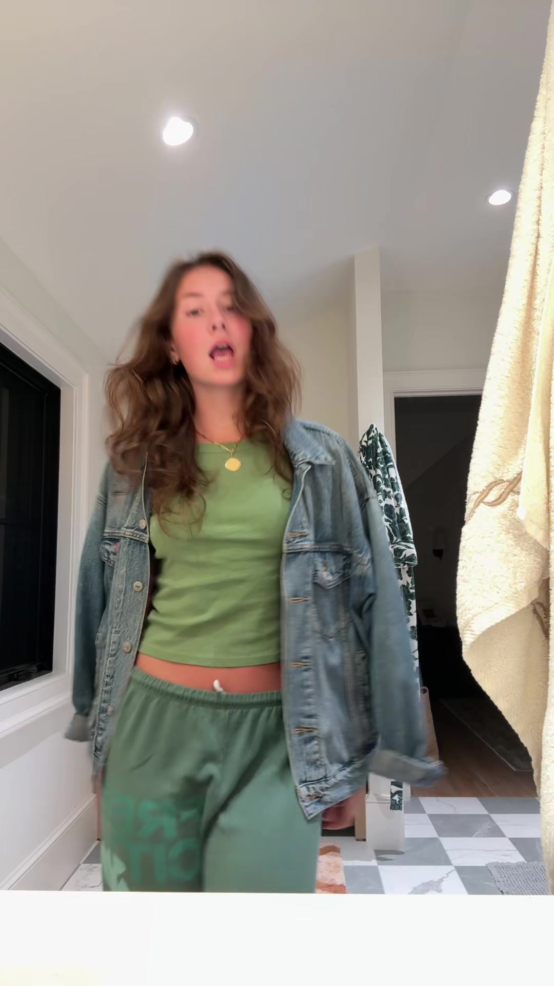 @livvylu2u