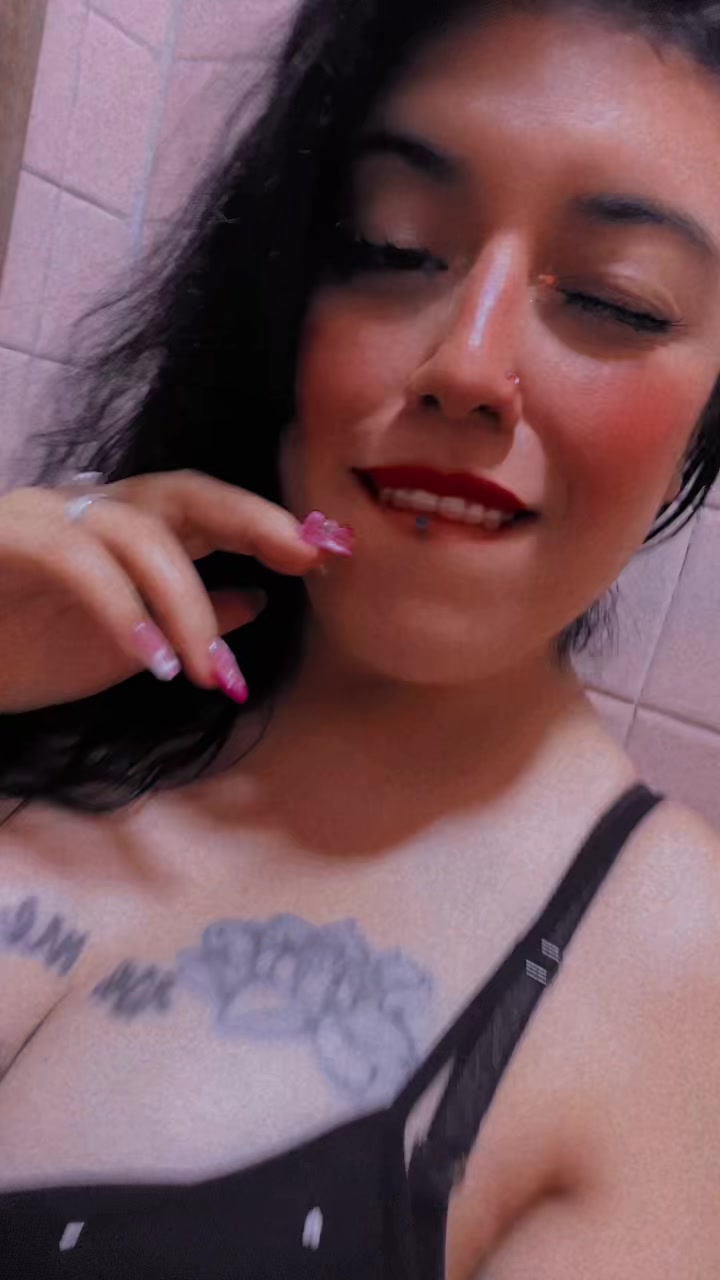 @cherryonishango