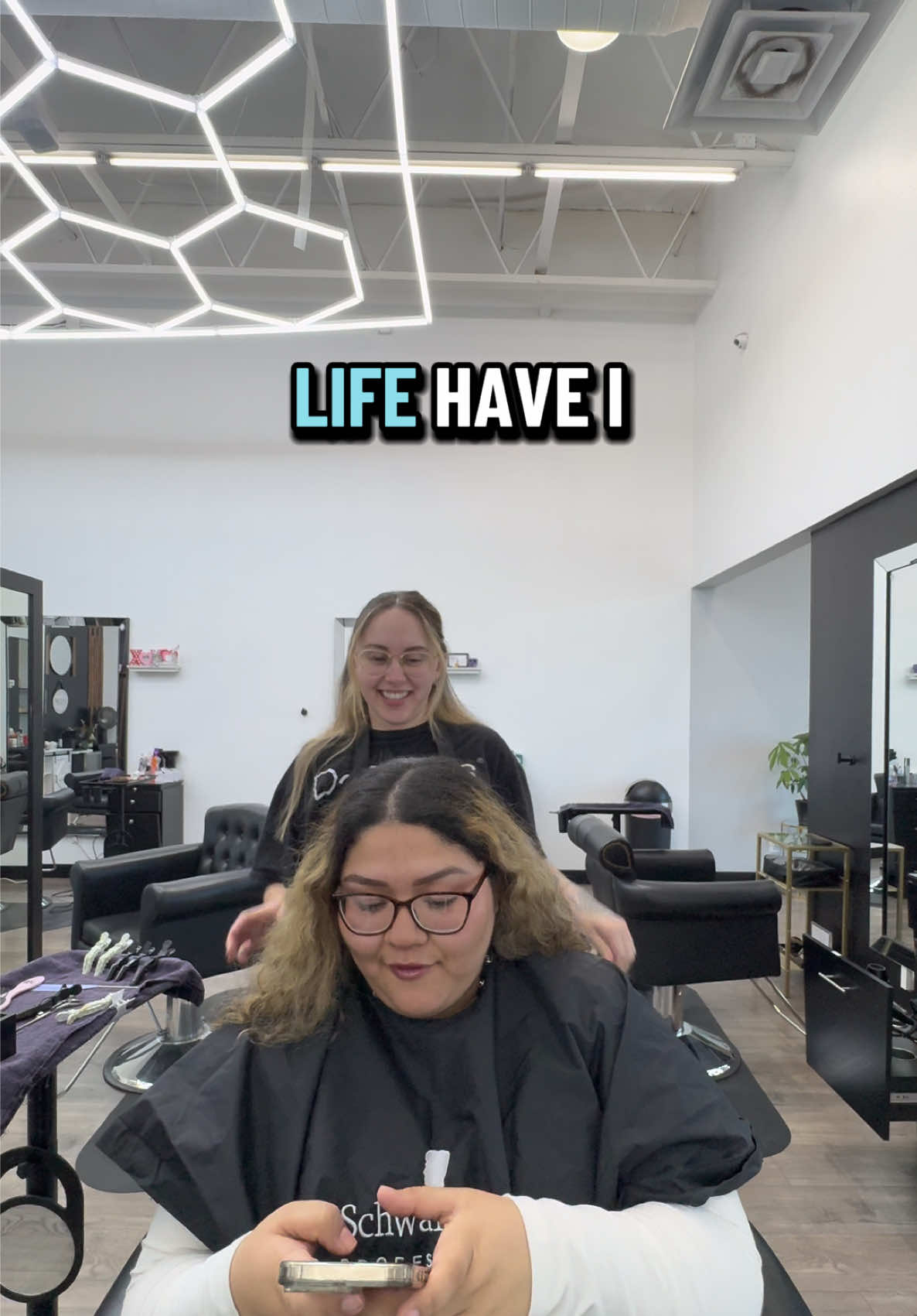 @Jewels | HAIRSTYLIST | MAMA ✨