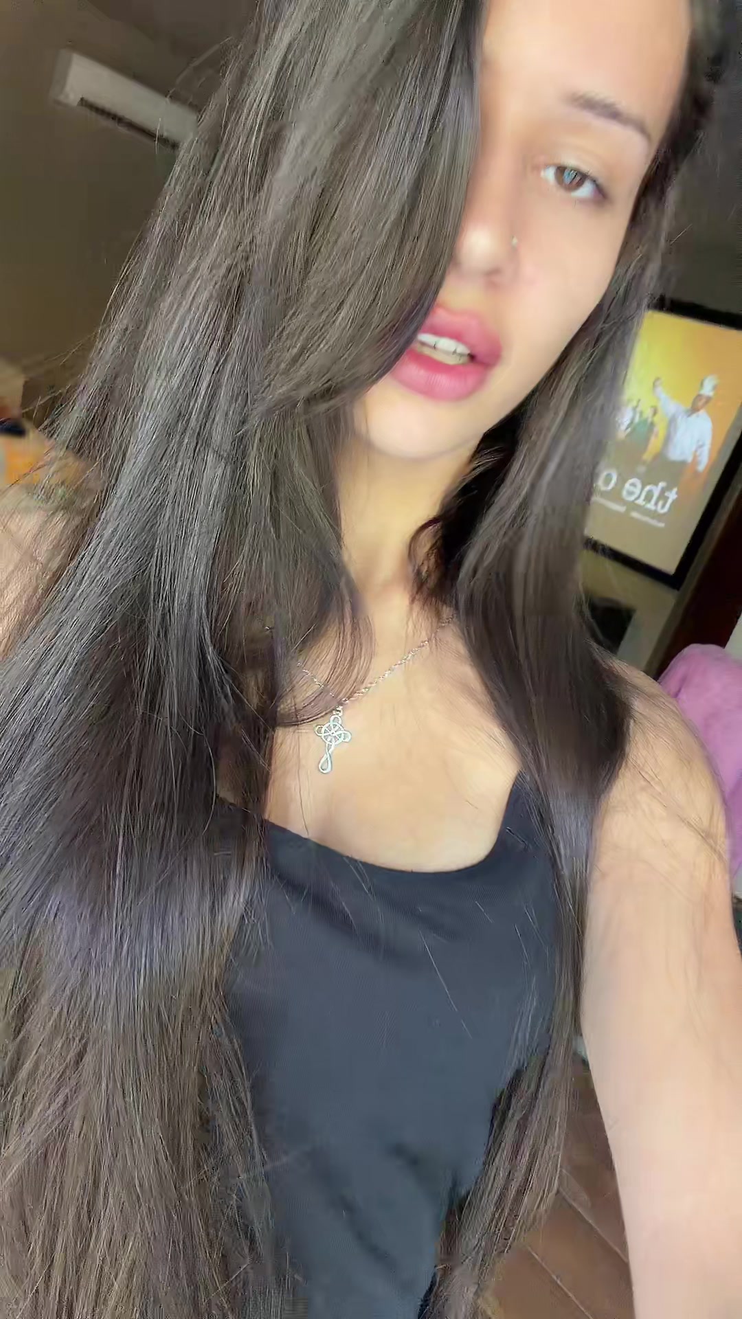 @Elahcene
