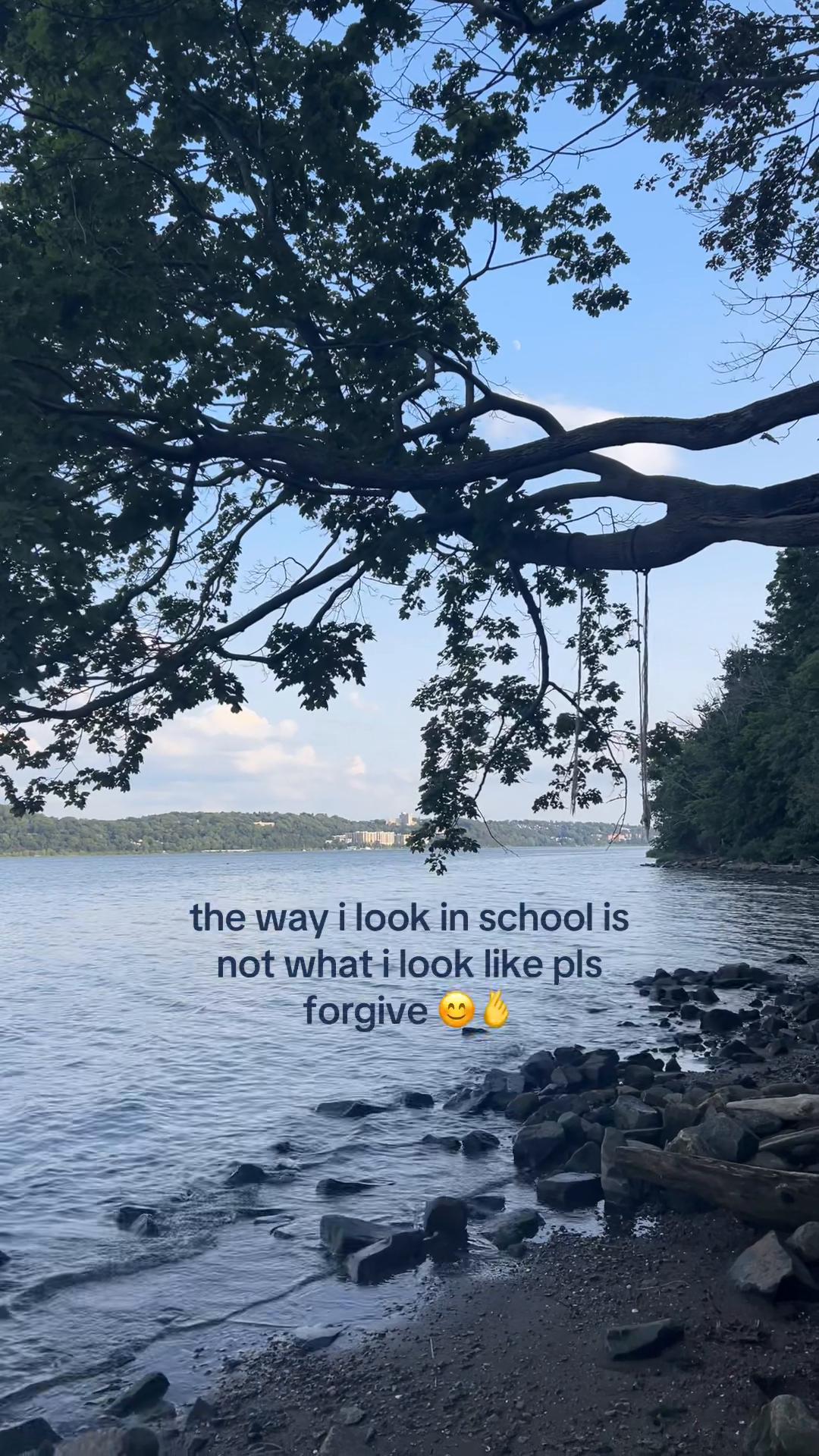 @😌