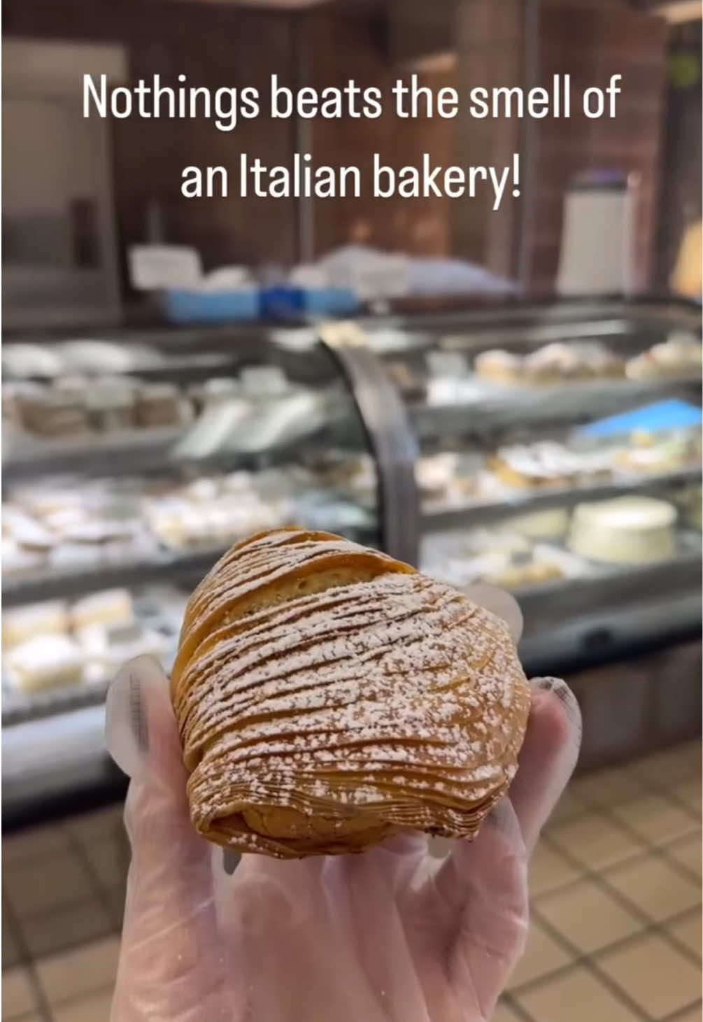 @Lucibellos Italian Pastry Shop