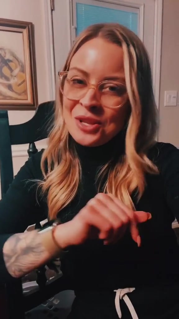 @AmandaOnTheGlow