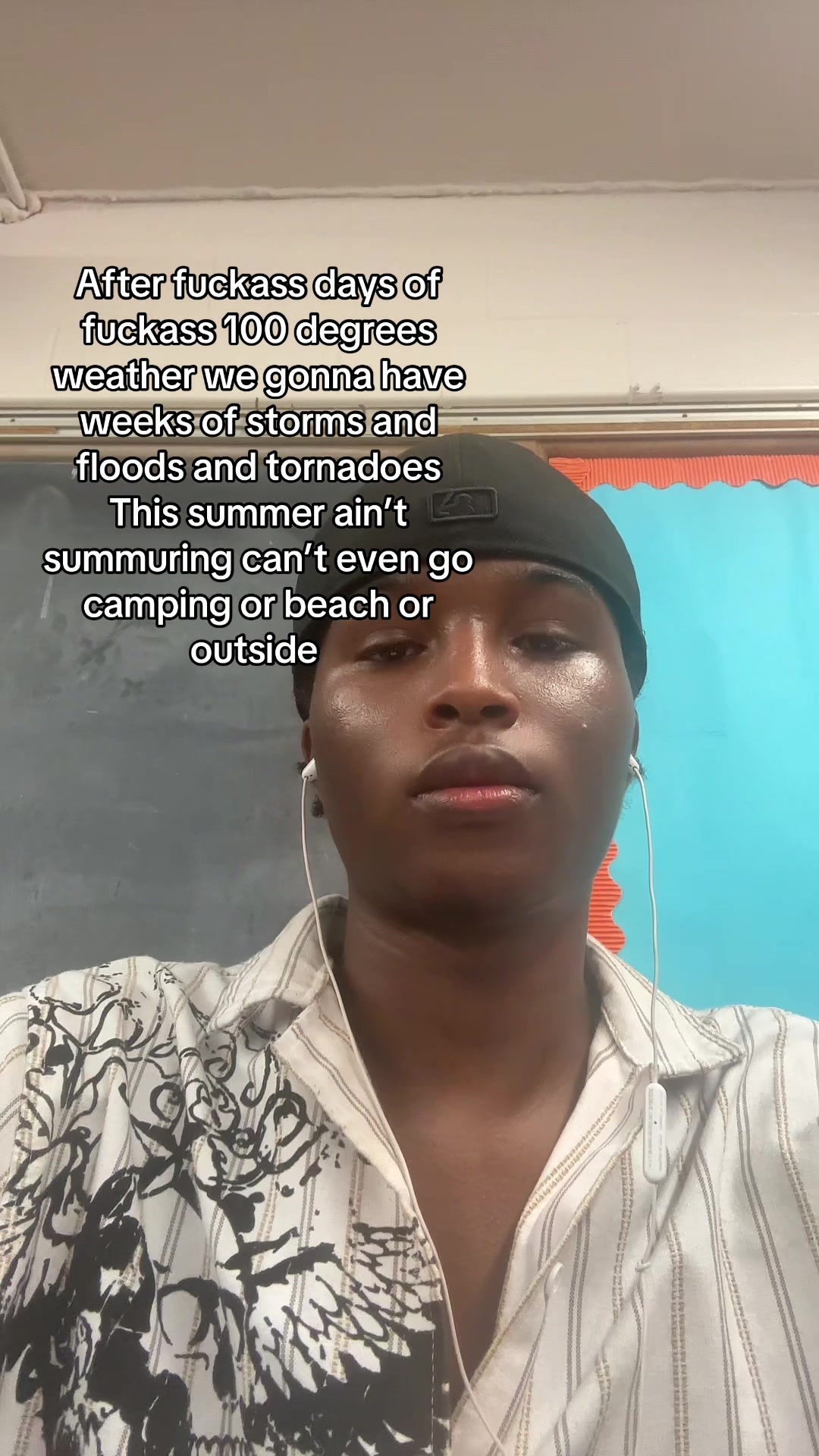 @⃟