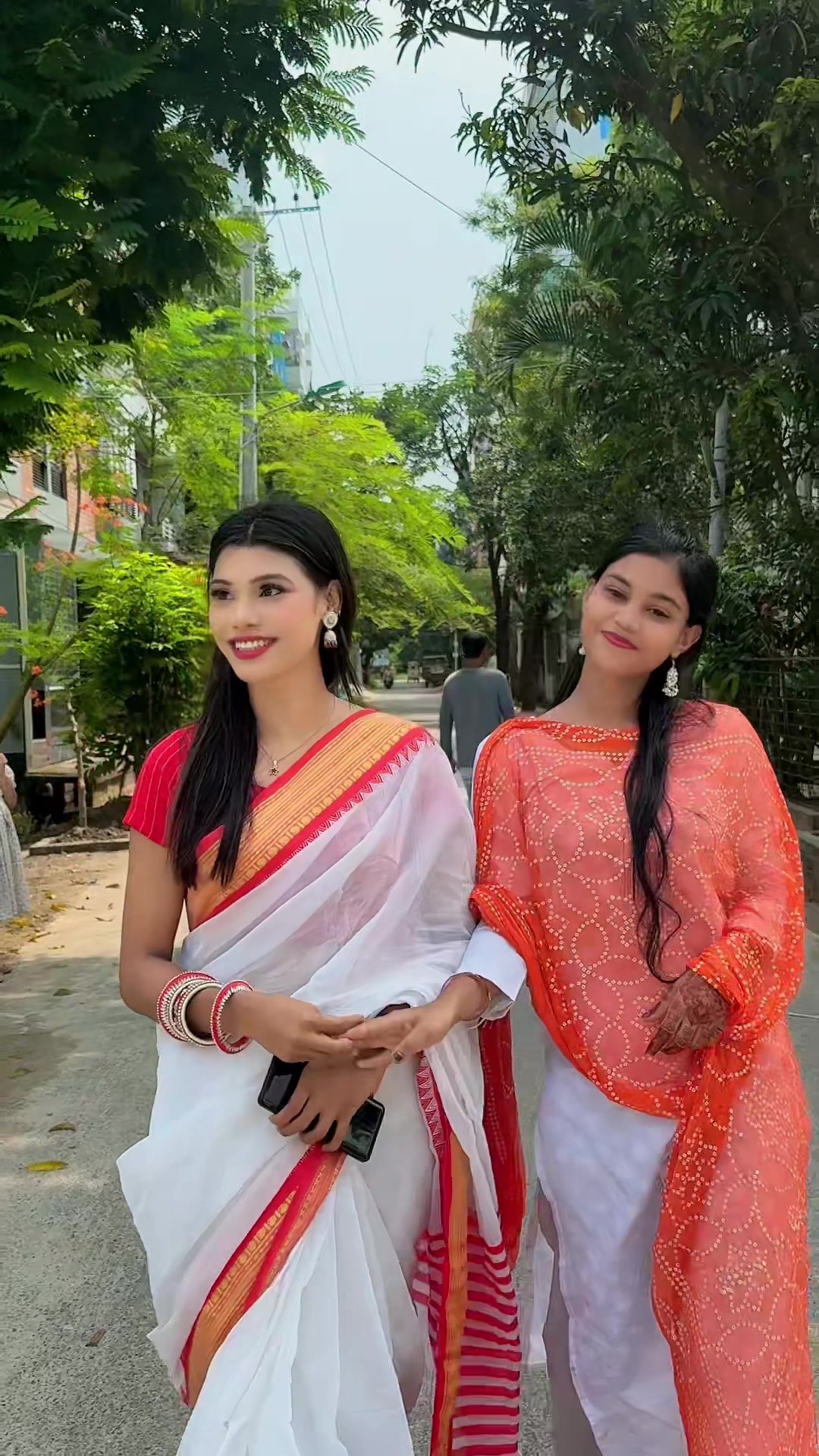 @👩🎓⚖️Arshi +(আরু)⚖️🎓