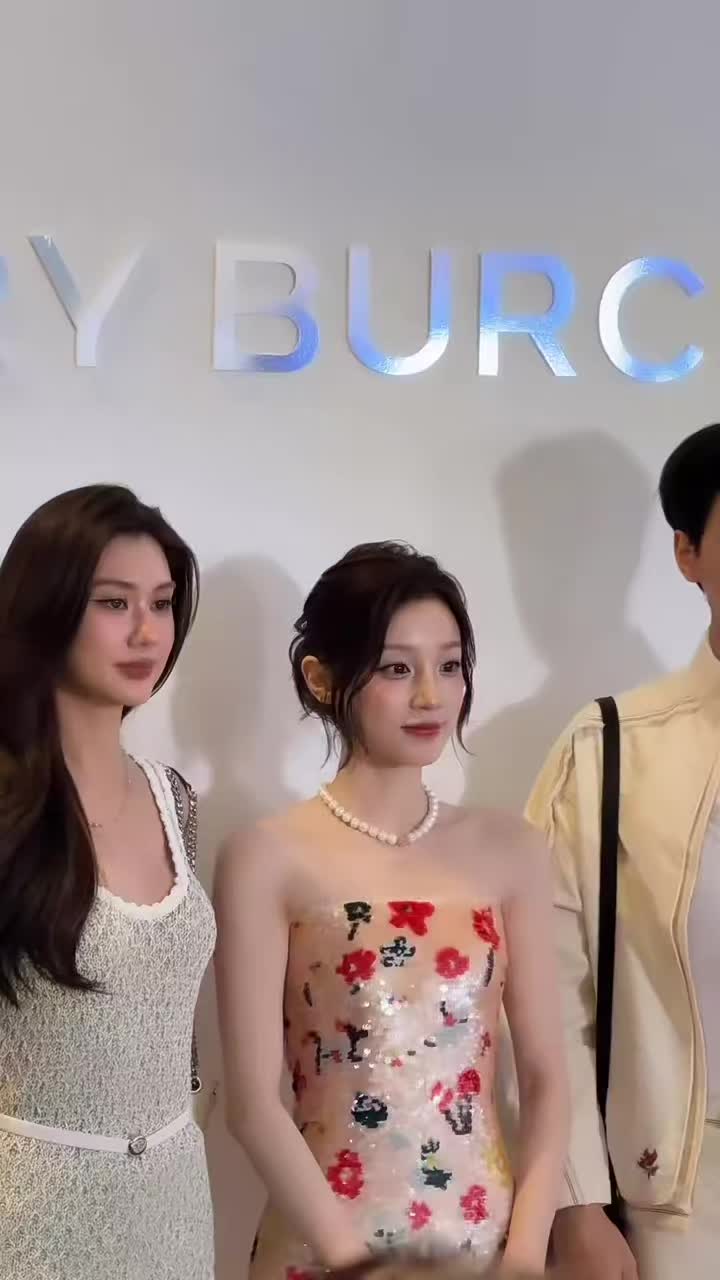 @𝙎𝙖𝙤𝙏𝙧𝙪𝙣𝙜𝙃𝙖𝙣