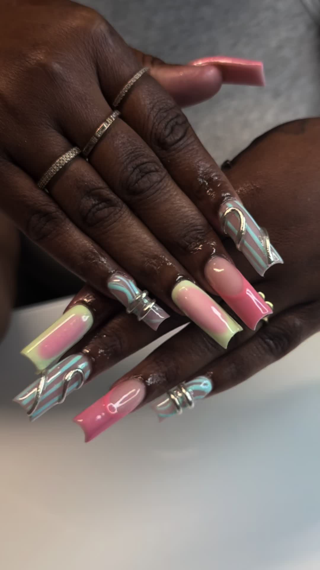 @lizthenailtexh