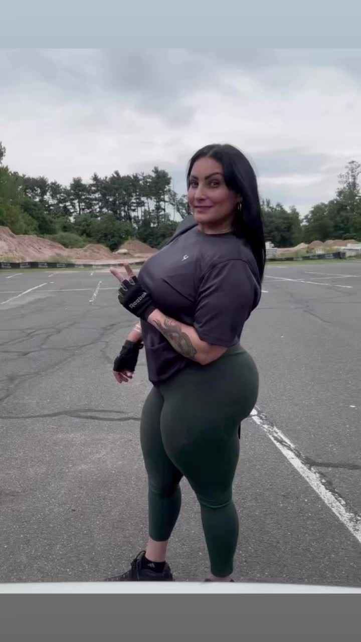 @adairizz