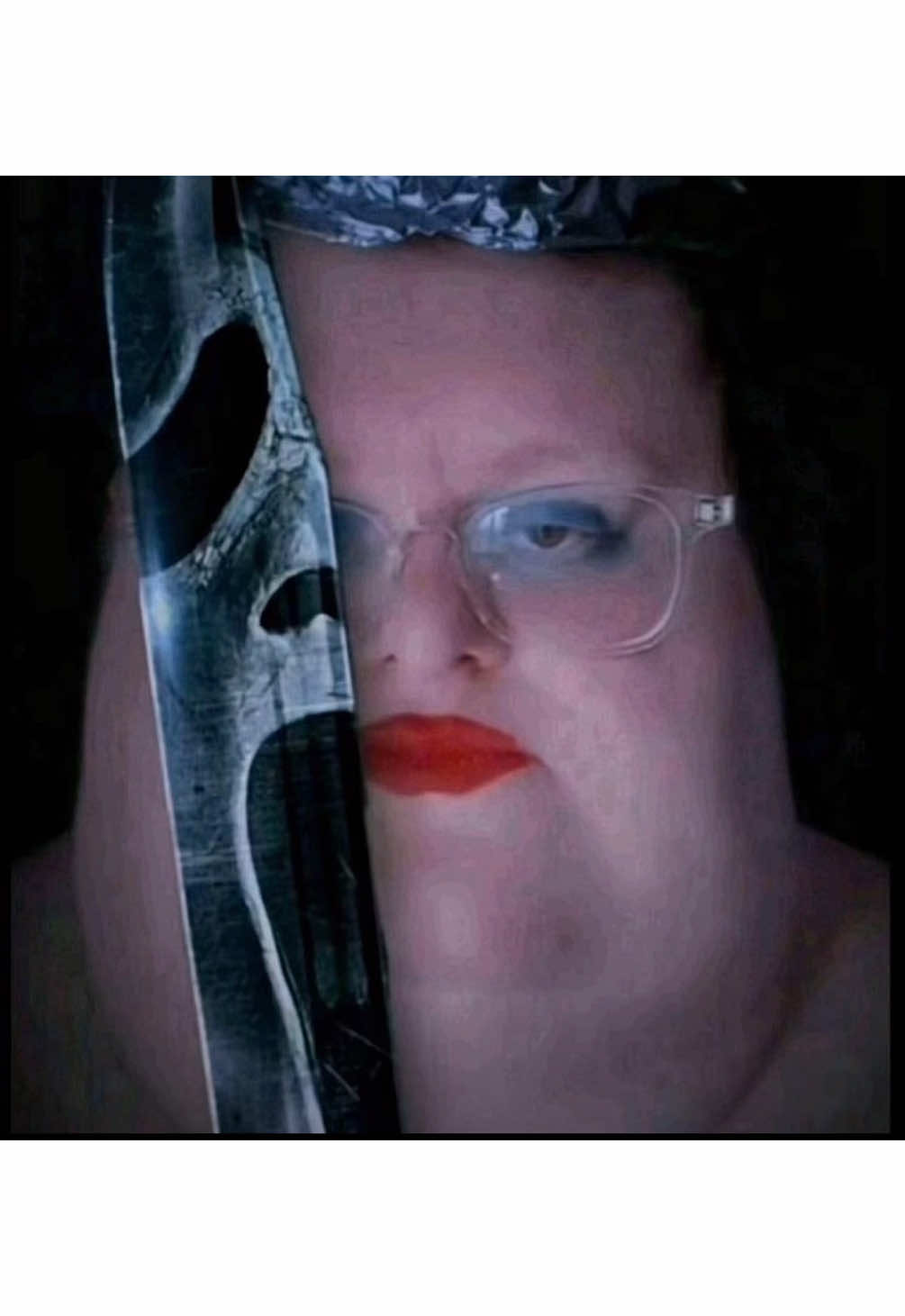 @𝕽𝖔𝖒𝖆𝖓𝖇𝖗𝖎𝖉𝖌𝖊𝖗 👻🔪