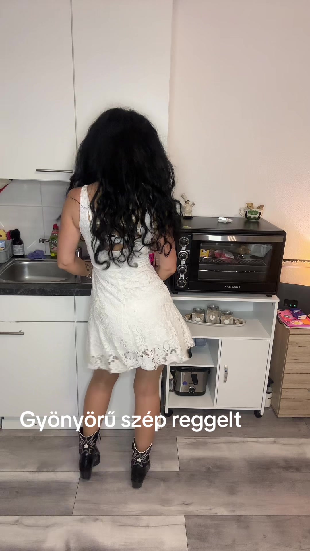 @Karolina