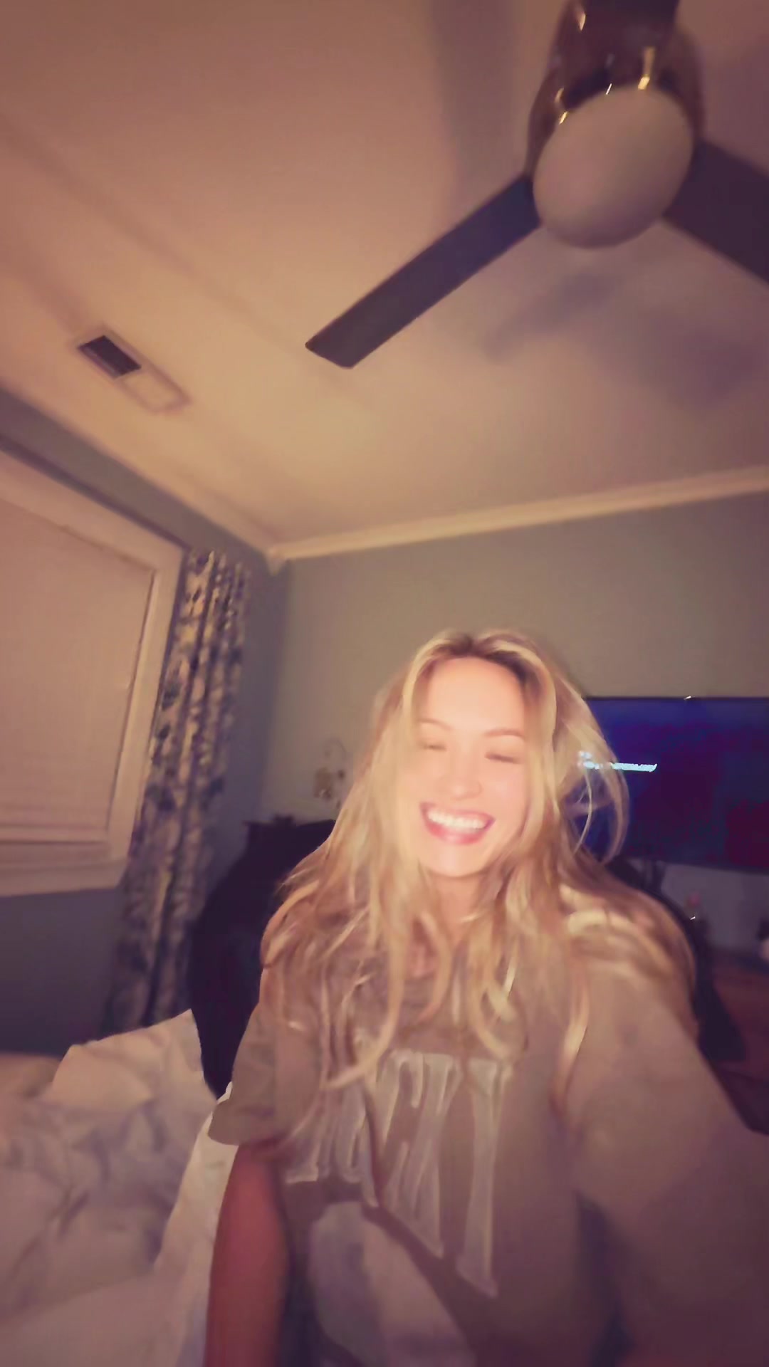 @Mia