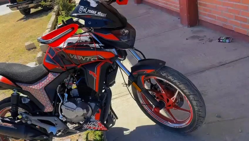 @EL DE LA TORNADO 🌪️😍