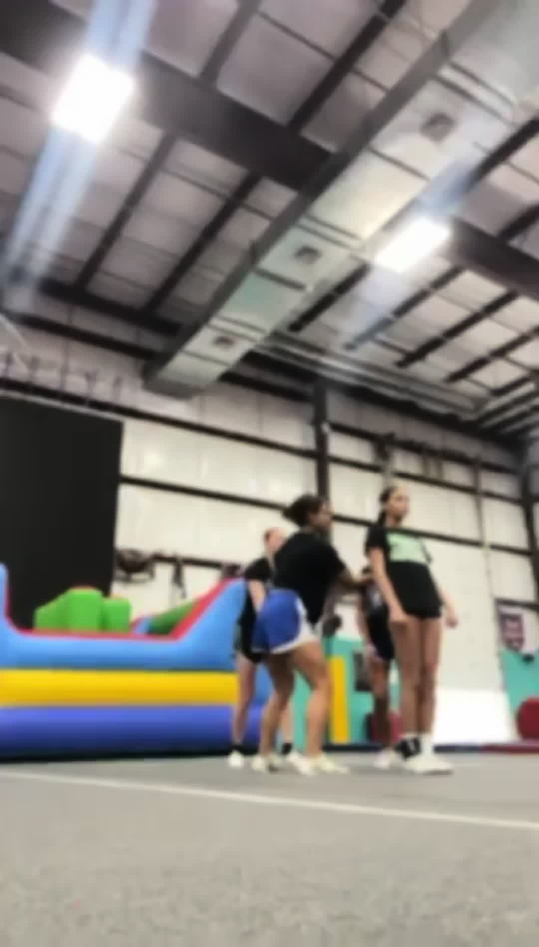 @lillyy