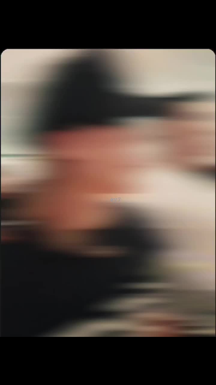 @iridescent⁷