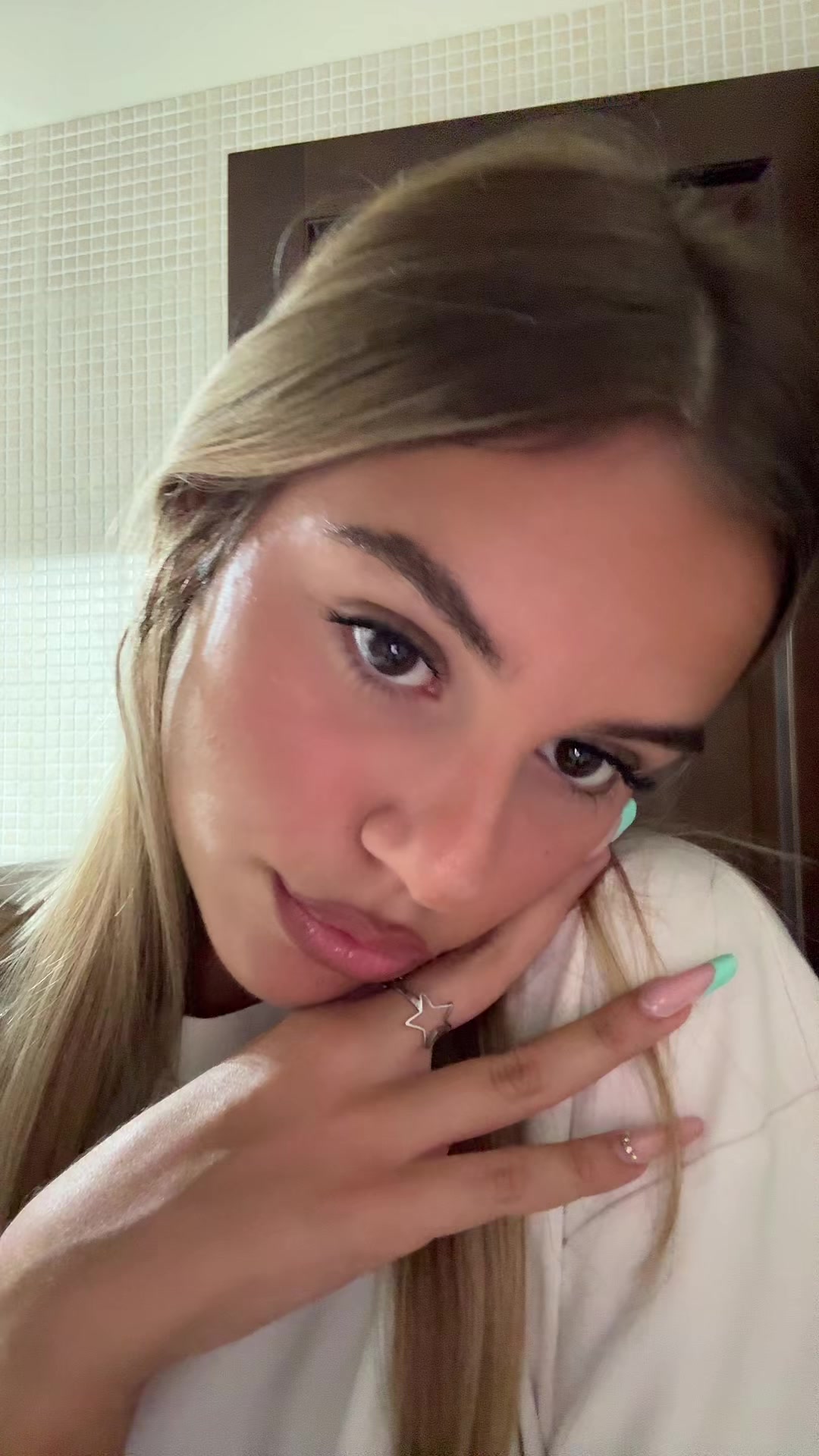 @M