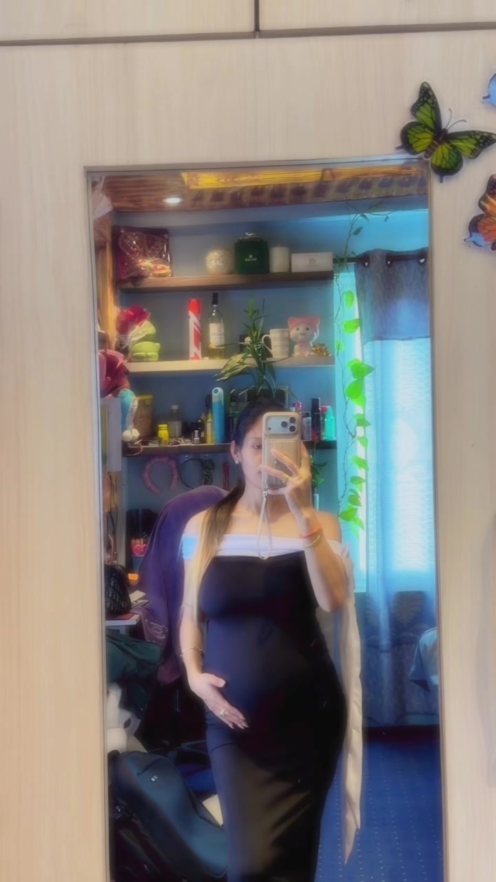 @🖤