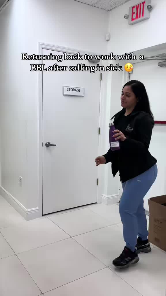 @M E L A N Y