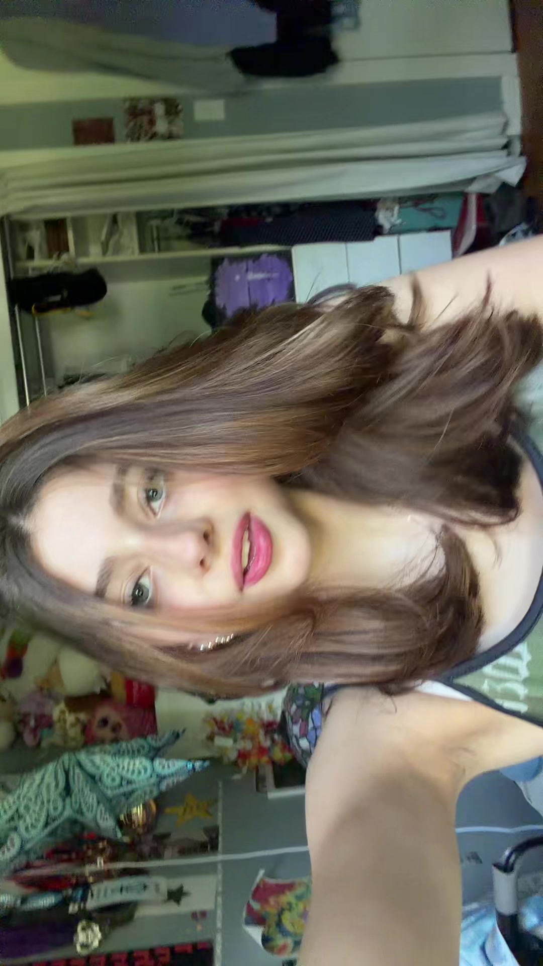 @🍒va