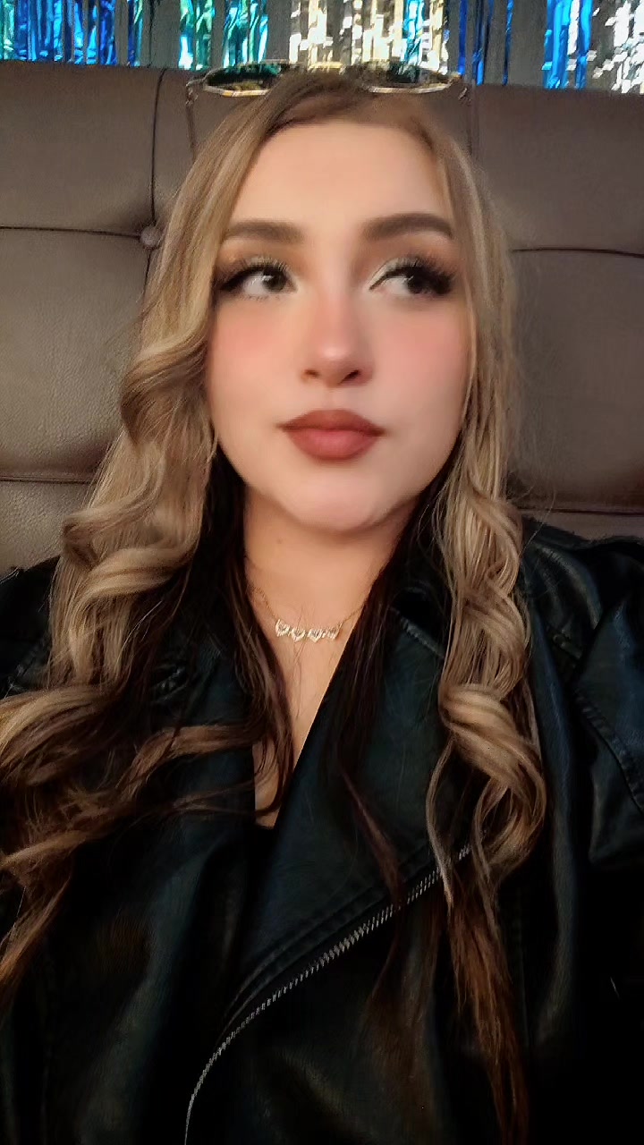 @𝗡𝗜𝗞𝗛𝗬  𝗦𝗢𝗟𝗜𝗭