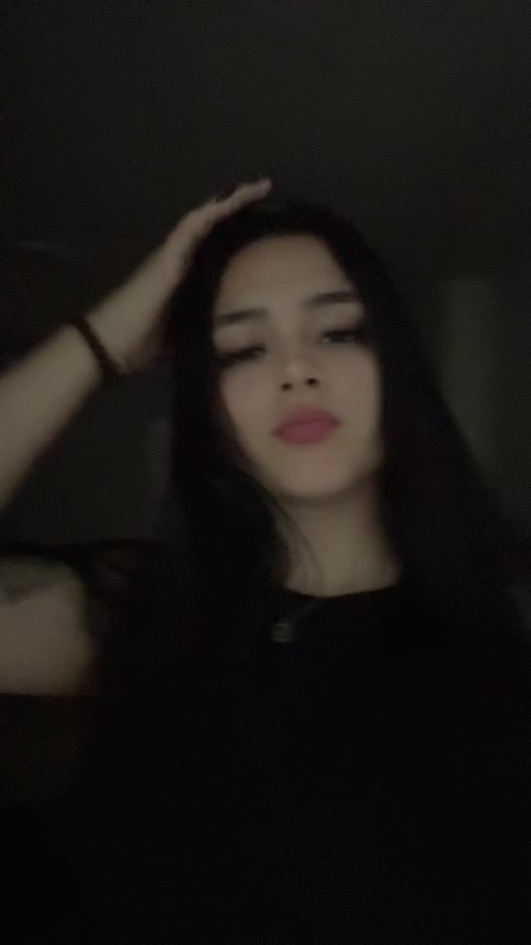 @𝑨𝑽𝑹𝑰𝑳