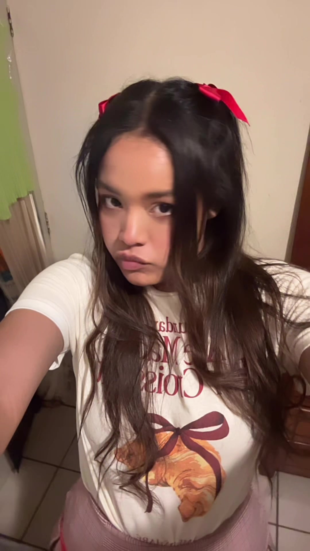 @janely 🦋💜
