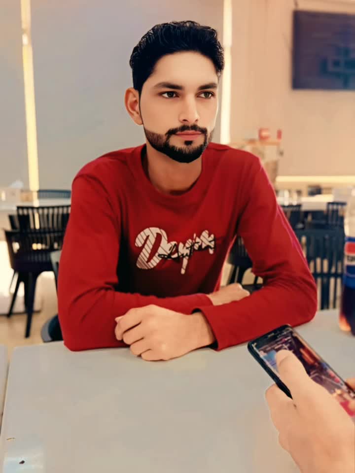 @🇵🇰Yariaan 2🇦🇪❤️😘😘