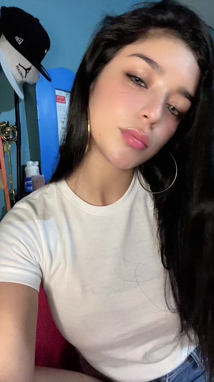 @Andrea💜