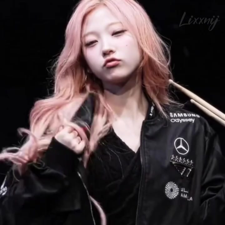 @ziah ୨୧