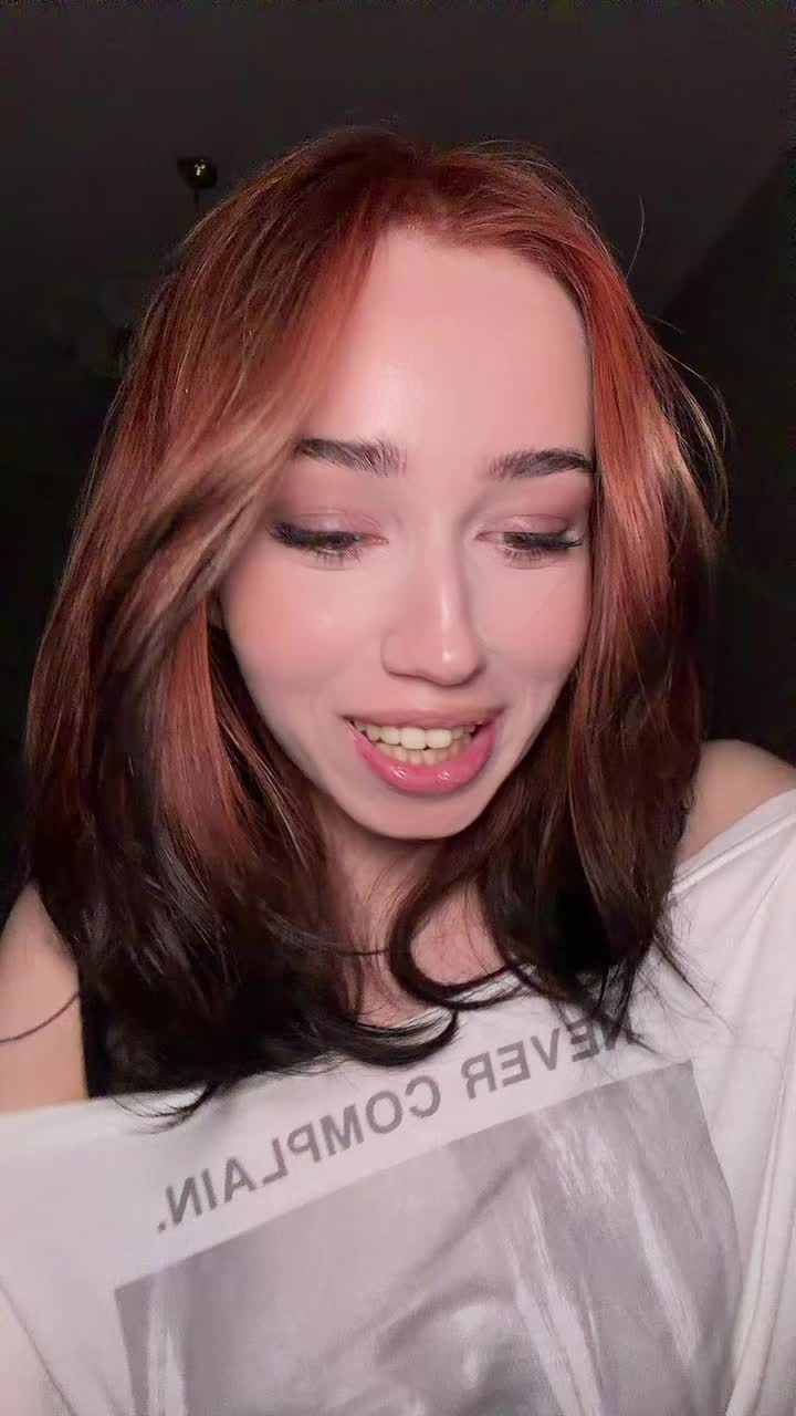 @аня anoharda