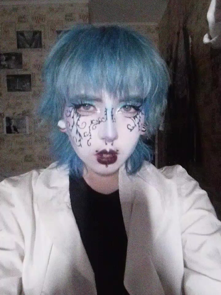 @𝐛𝐚𝐭🕸