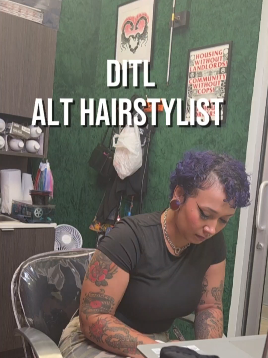 @TANIA โ CVILLE ALT STYLIST