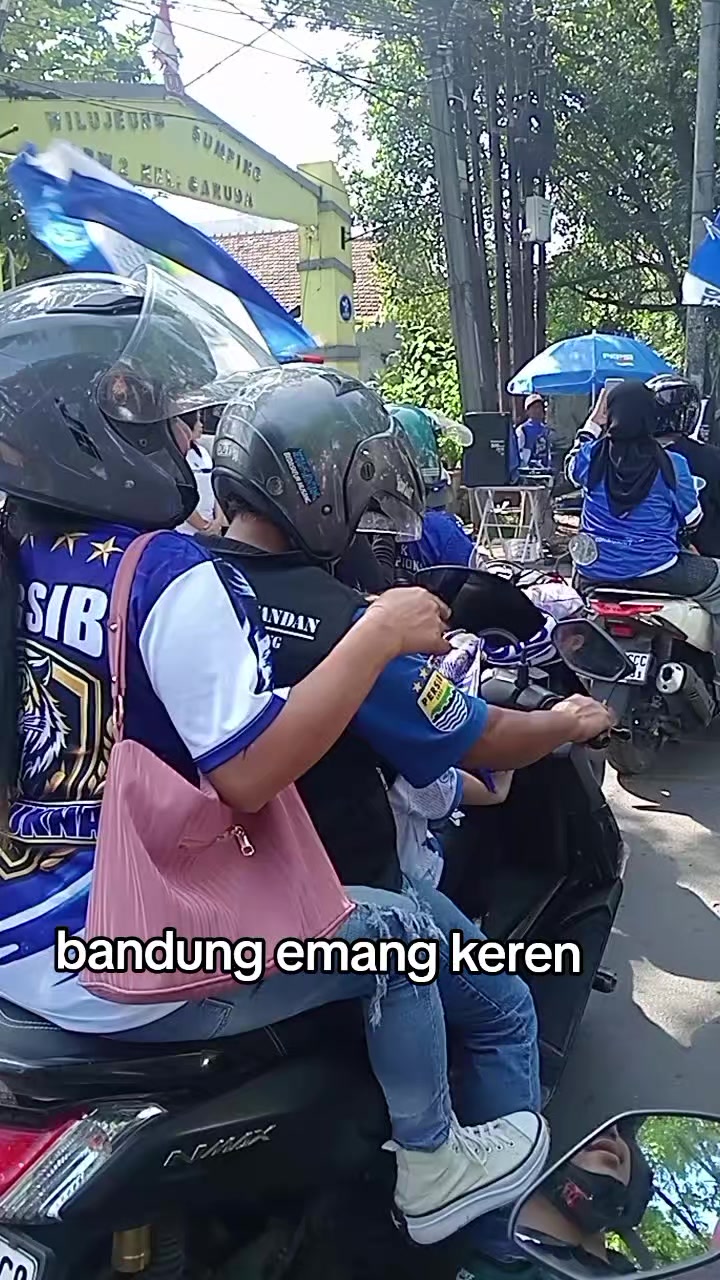 @Istana bintang musang bu santi